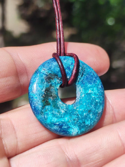 Shattuckit - Chrysocoll Donut 30mm Edelstein Kette Heilstein Schutzsymbol Mann Frau Glück HIPPIE GOA Boho Tibet Ethno Natur Rarität Geschenk - Art of Nature Berlin