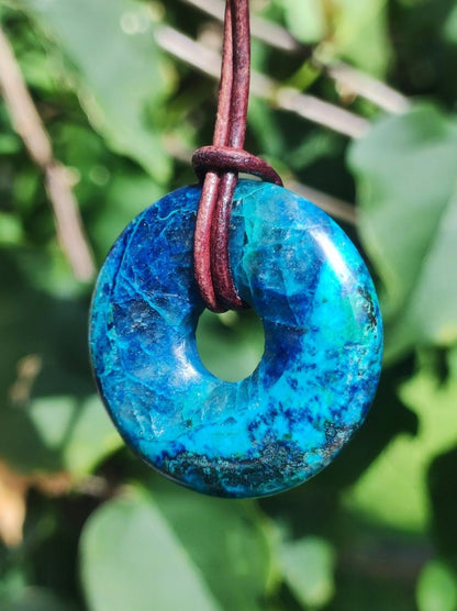 Shattuckit - Chrysocoll Donut 30mm Edelstein Kette Heilstein Schutzsymbol Mann Frau Glück HIPPIE GOA Boho Tibet Ethno Natur Rarität Geschenk - Art of Nature Berlin