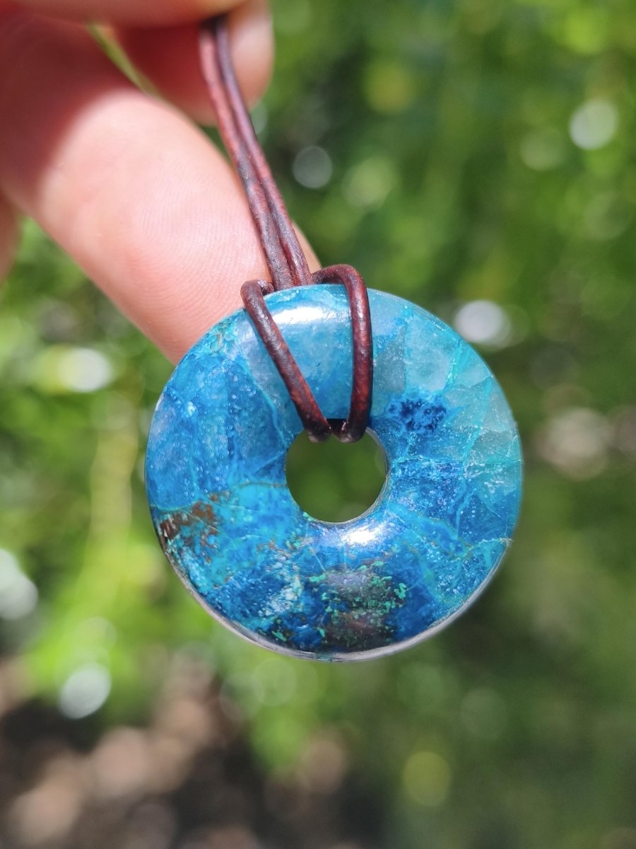 Shattuckit - Chrysocoll Donut 30mm Edelstein Kette Heilstein Schutzsymbol Mann Frau Glück HIPPIE GOA Boho Tibet Ethno Natur Rarität Geschenk - Art of Nature Berlin