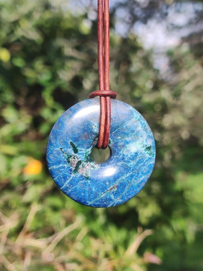 Shattuckit - Chrysocoll Donut Edelstein Kette Heilstein Schutzsymbol Mann Frau Glück HIPPIE GOA Boho Ethno Natur Rarität Geschenk Er Sie - Art of Nature Berlin