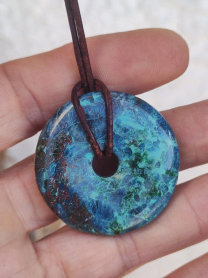 Shattuckit - Chrysocoll Donut Edelstein Kette Heilstein Schutzsymbol Mann Frau Glück HIPPIE GOA Boho Tibet Ethno Natur Rarität Geschenk - Art of Nature Berlin