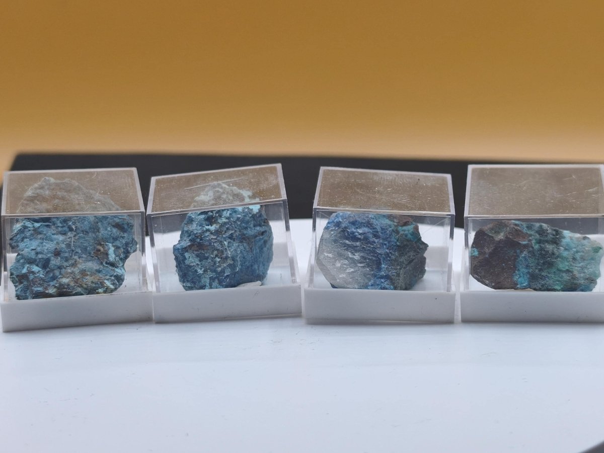 Shattuckit / Dioptas / Chrysokoll – Kaokoveld, Namibia – Stufen zur Wahl Sammler roh Mineralien Kristalle Stufe Geschenk - Art of Nature Berlin