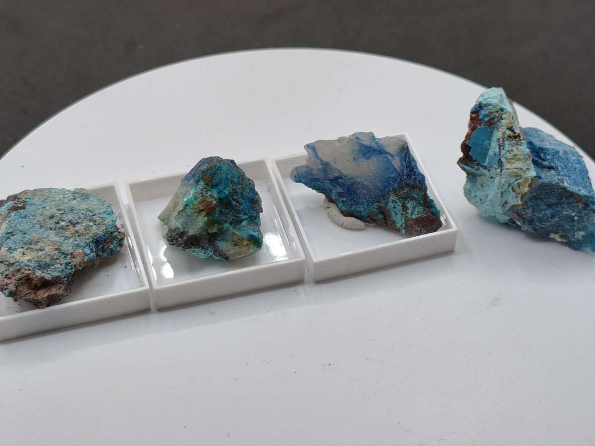 Shattuckit / Dioptas / Chrysokoll – Kaokoveld, Namibia – Stufen zur Wahl Sammler roh Mineralien Kristalle Stufe Geschenk - Art of Nature Berlin
