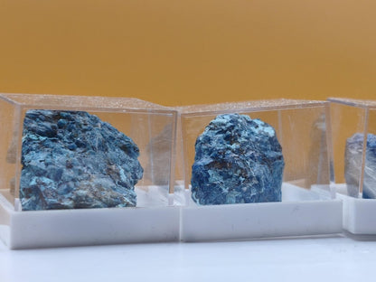 Shattuckit / Dioptas / Chrysokoll – Kaokoveld, Namibia – Stufen zur Wahl Sammler roh Mineralien Kristalle Stufe Geschenk - Art of Nature Berlin