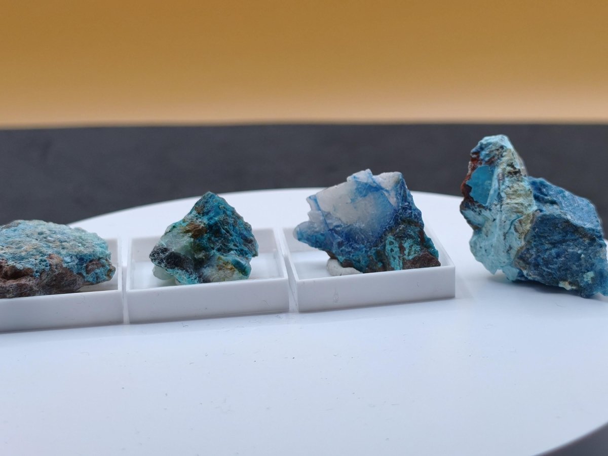Shattuckit / Dioptas / Chrysokoll – Kaokoveld, Namibia – Stufen zur Wahl Sammler roh Mineralien Kristalle Stufe Geschenk - Art of Nature Berlin