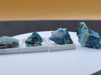 Shattuckit / Dioptas / Chrysokoll – Kaokoveld, Namibia – Stufen zur Wahl Sammler roh Mineralien Kristalle Stufe Geschenk - Art of Nature Berlin