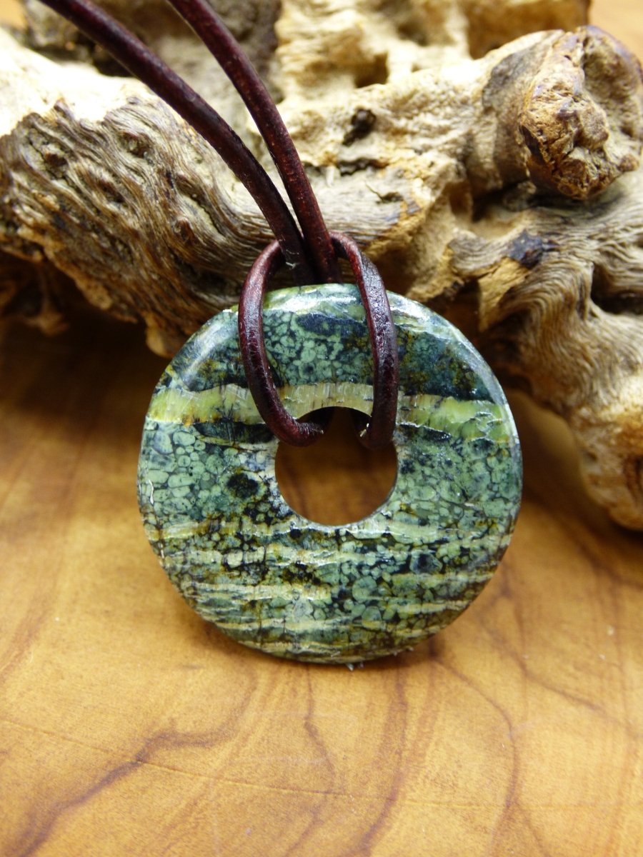 Silberauge Serpentin ~ Edelstein Kette ~HIPPIE ~GOA ~Boho ~Tibet ~Ethno ~Nature ~Donut ~Schutzsymbol ~Heilstein - Art of Nature Berlin