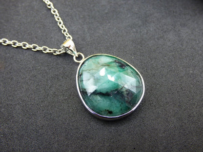 Smaragd / Emerald AAA Edelstein Kette 925 Sterling Silber - Edler Frauen Schmuck Filigran Hochzeitstag Geburtstag Geschenk Heilstein Rarität - Art of Nature Berlin