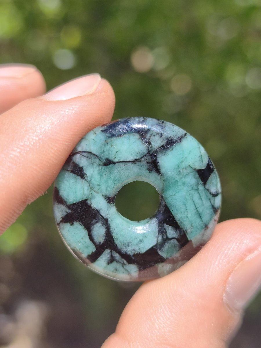 Smaragd / Emerald Edelstein Kette grün natürlich Rarität Heilstein Energie Kristall Anhänger Mann Frau Kind Geschenk Er Sie Valentinstag - Art of Nature Berlin
