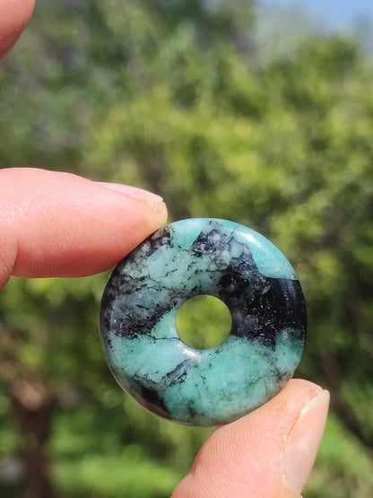 Smaragd / Emerald Edelstein Kette grün natürlich Rarität Heilstein Energie Kristall Anhänger Mann Frau Kind Geschenk Er Sie Valentinstag - Art of Nature Berlin
