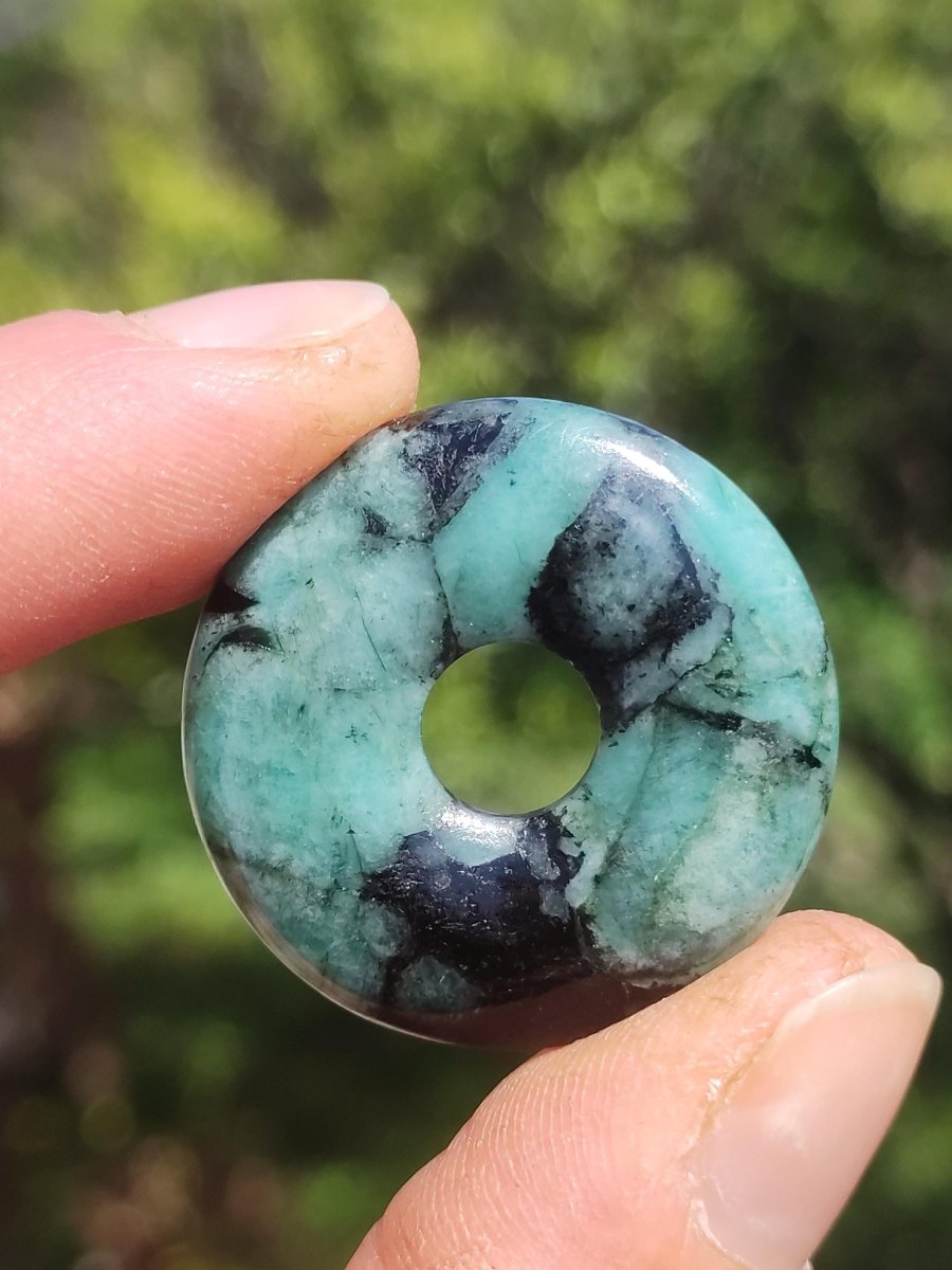 Smaragd / Emerald Edelstein Kette grün natürlich Rarität Heilstein Energie Kristall Anhänger Mann Frau Kind Geschenk Er Sie Valentinstag - Art of Nature Berlin