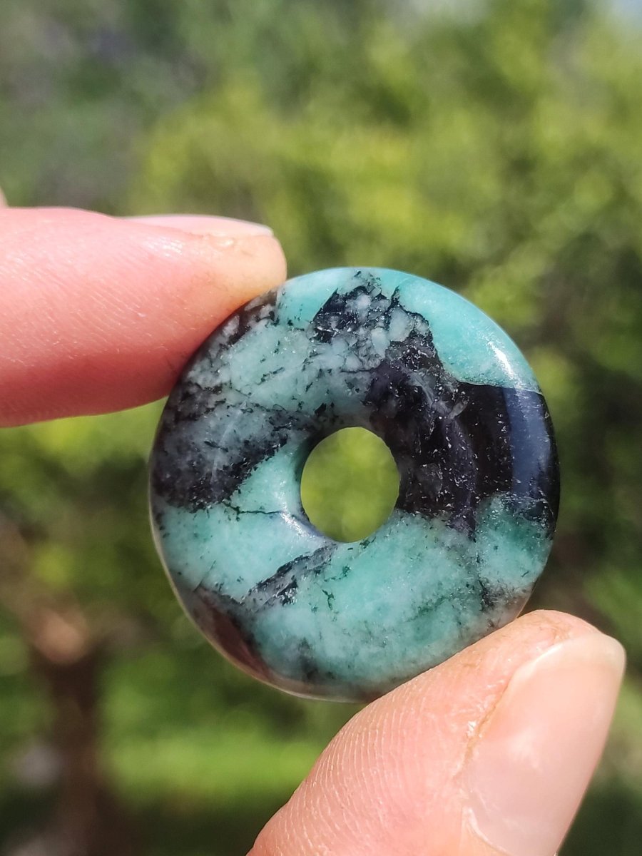 Smaragd / Emerald Edelstein Kette grün natürlich Rarität Heilstein Energie Kristall Anhänger Mann Frau Kind Geschenk Er Sie Valentinstag - Art of Nature Berlin