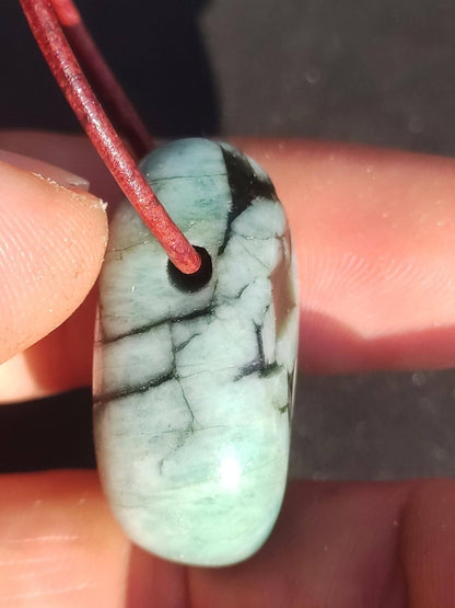 Smaragd / Emerald Edelstein Kette grün schwarz Natur HIPPIE GOA Boho Ethno Heilstein Kristalle Schmuck Anhänger Mann Frau Geschenk Er Sie - Art of Nature Berlin