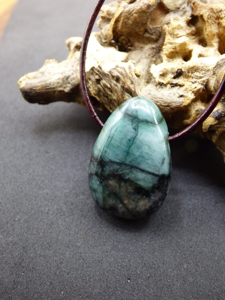 Smaragd / Emerald ~ Edelstein Kette ~HIPPIE ~GOA ~Boho ~Ethno ~Nature ~Heilstein - Art of Nature Berlin