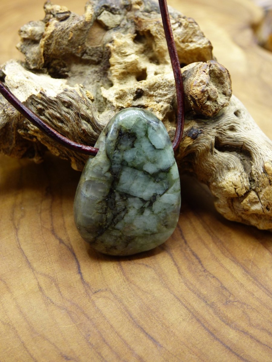 Smaragd / Emerald ~ Edelstein Kette ~HIPPIE ~GOA ~Boho ~Ethno ~Nature ~Heilstein - Art of Nature Berlin