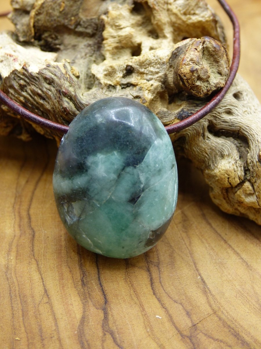 Smaragd / Emerald ~ Edelstein Kette ~HIPPIE ~GOA ~Boho ~Ethno ~Nature ~Heilstein - Art of Nature Berlin