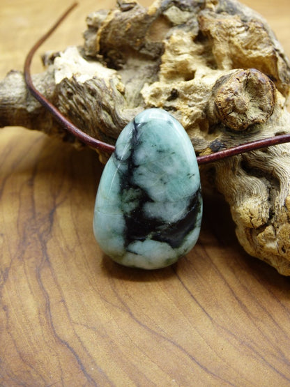 Smaragd / Emerald ~ Edelstein Kette ~HIPPIE ~GOA ~Boho ~Ethno ~Nature ~Heilstein - Art of Nature Berlin