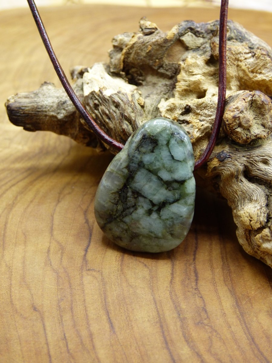 Smaragd / Emerald ~ Edelstein Kette ~HIPPIE ~GOA ~Boho ~Ethno ~Nature ~Heilstein - Art of Nature Berlin