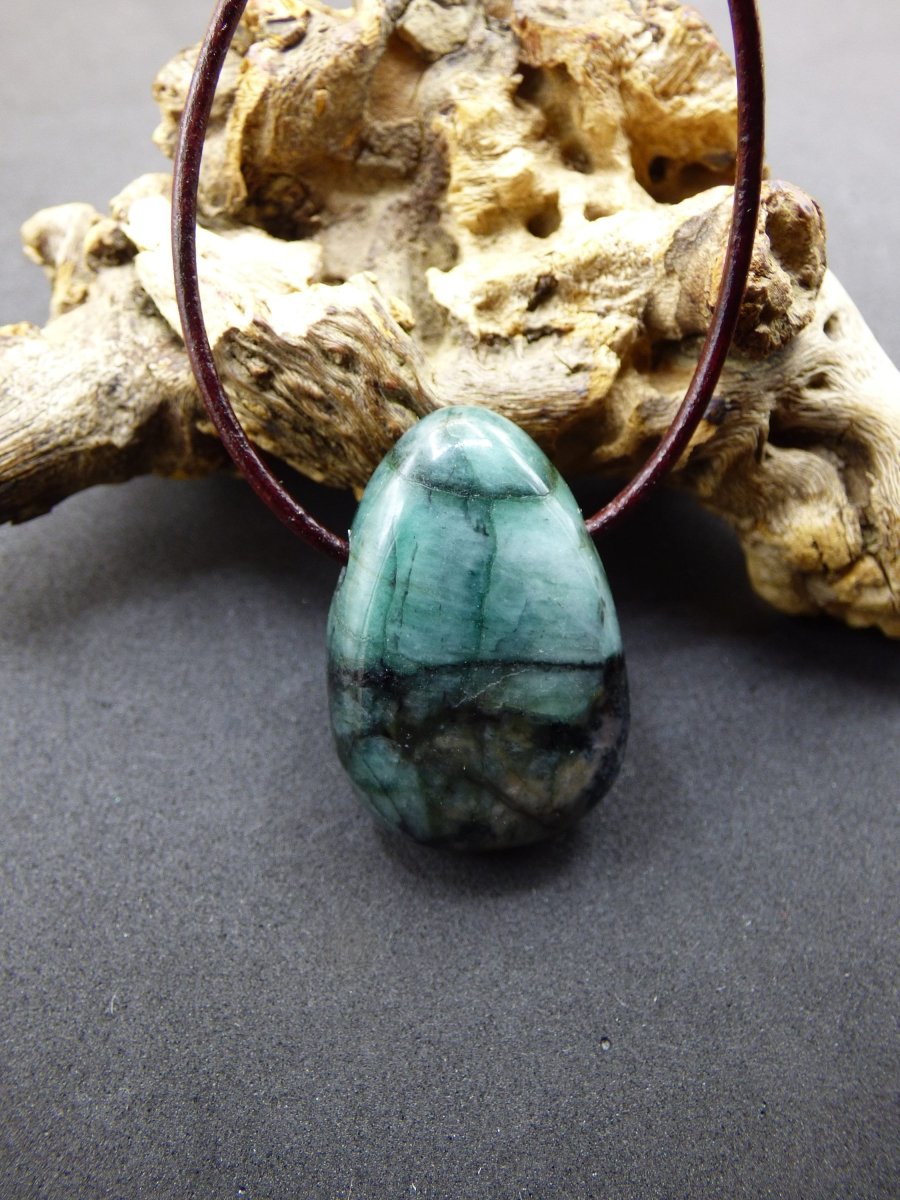 Smaragd / Emerald ~ Edelstein Kette ~HIPPIE ~GOA ~Boho ~Ethno ~Nature ~Heilstein - Art of Nature Berlin