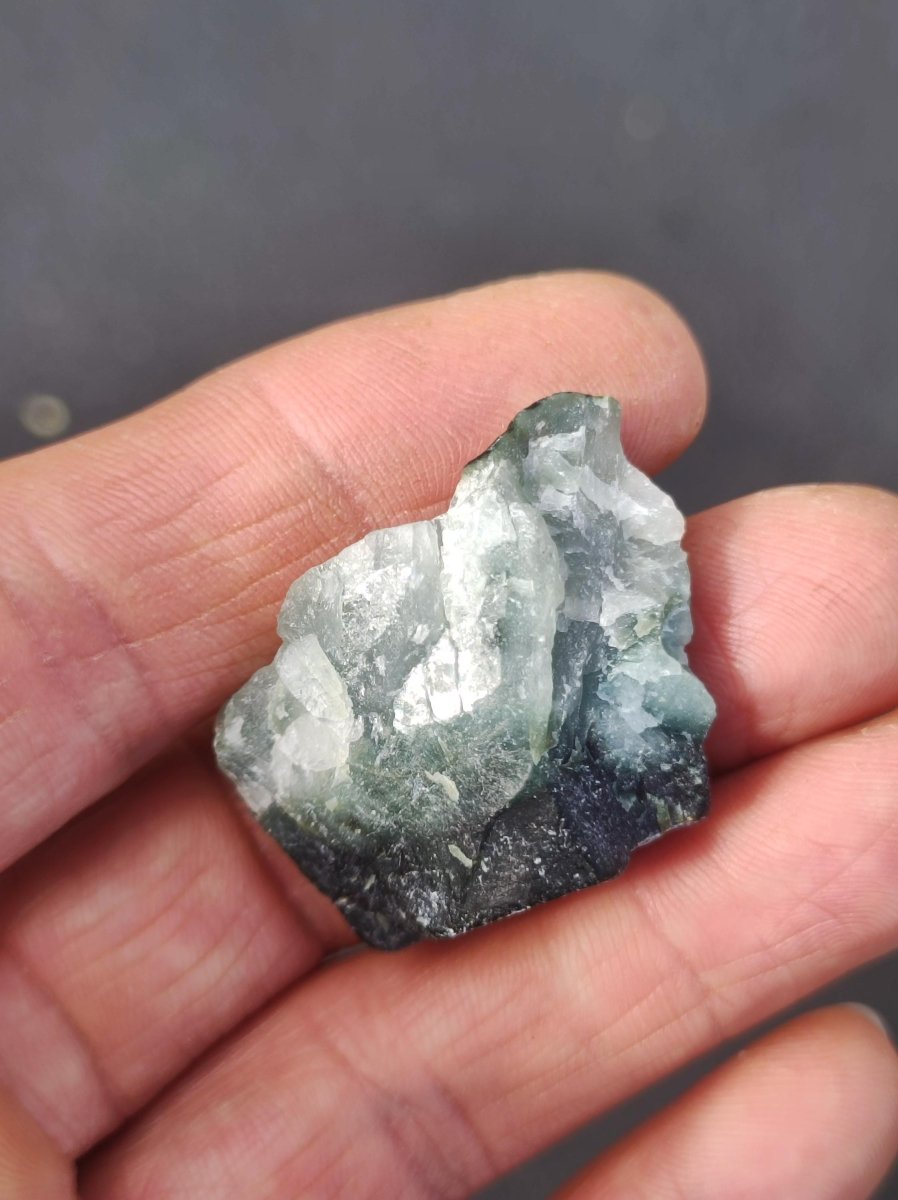 Smaragd / Emerald roh Sammler Stufe Rarität Edelstein Deko Kristall Heilstein Mineral Kollektion Energie Natur Meditation Brasilien Selten - Art of Nature Berlin