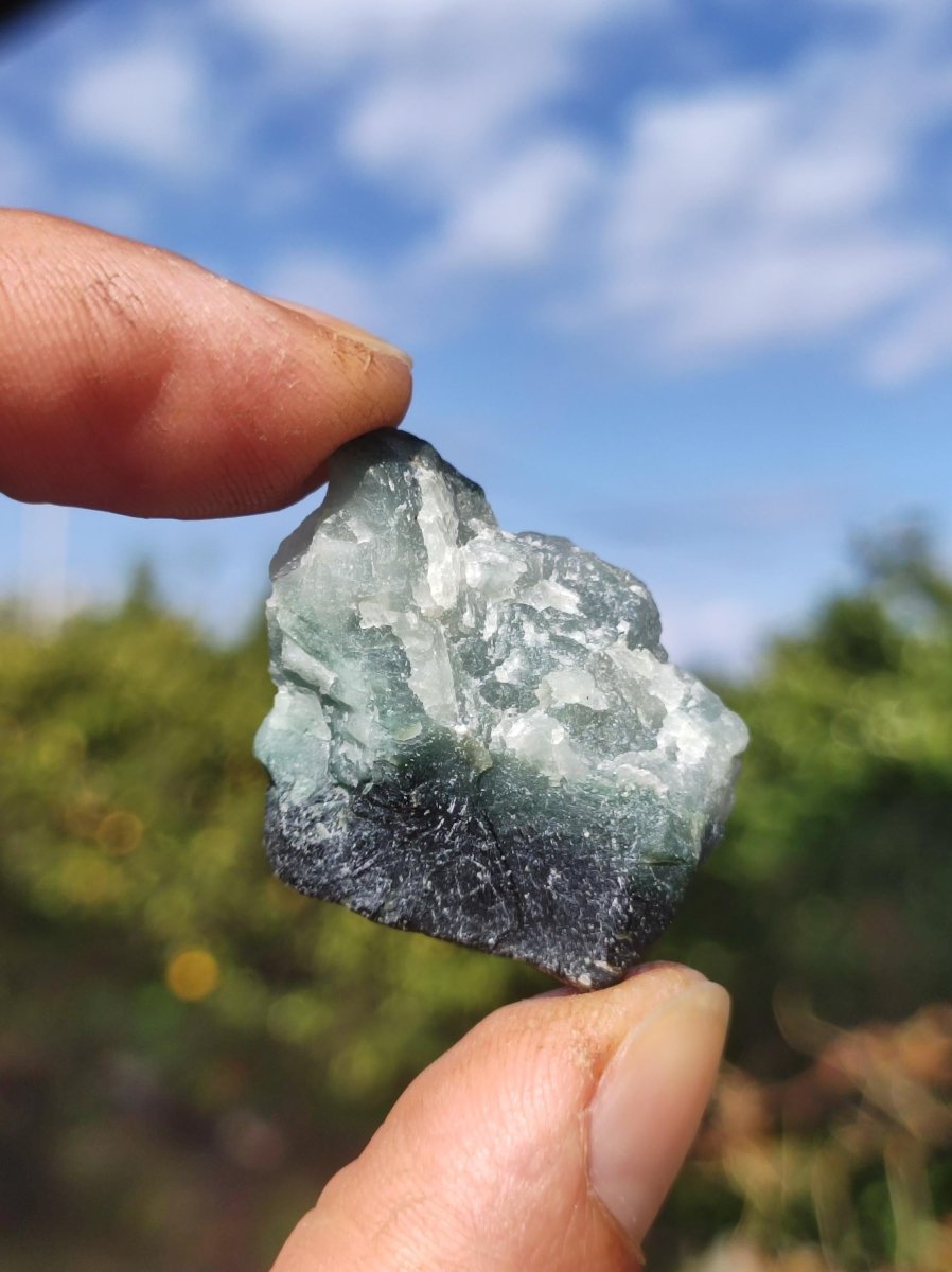 Smaragd / Emerald roh Sammler Stufe Rarität Edelstein Deko Kristall Heilstein Mineral Kollektion Energie Natur Meditation Brasilien Selten - Art of Nature Berlin