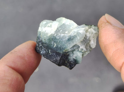 Smaragd / Emerald roh Sammler Stufe Rarität Edelstein Deko Kristall Heilstein Mineral Kollektion Energie Natur Meditation Brasilien Selten - Art of Nature Berlin