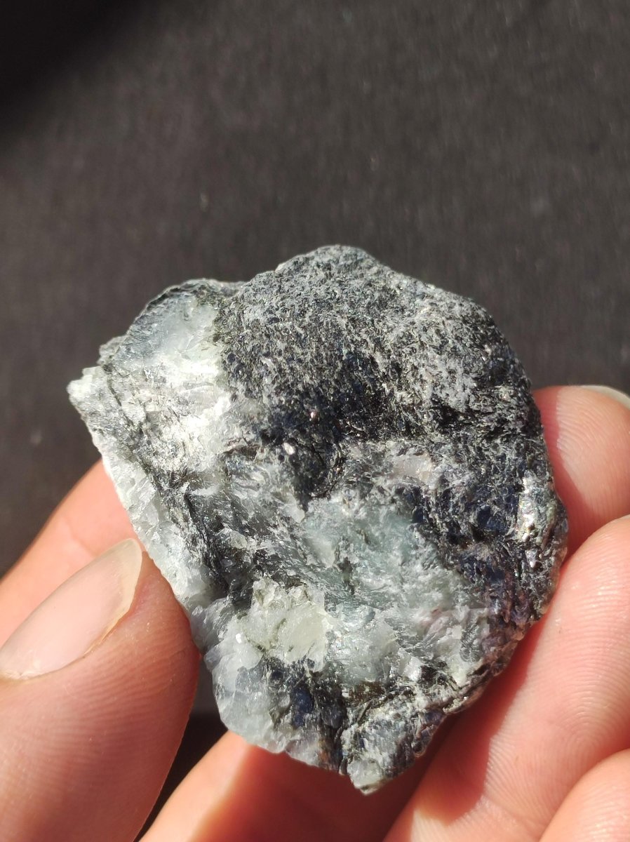 Smaragd / Emerald roh Sammler Stufe Rarität Edelstein Deko Kristall Heilstein Mineral Kollektion Energie Natur Meditation HIPPIE Brasilien - Art of Nature Berlin