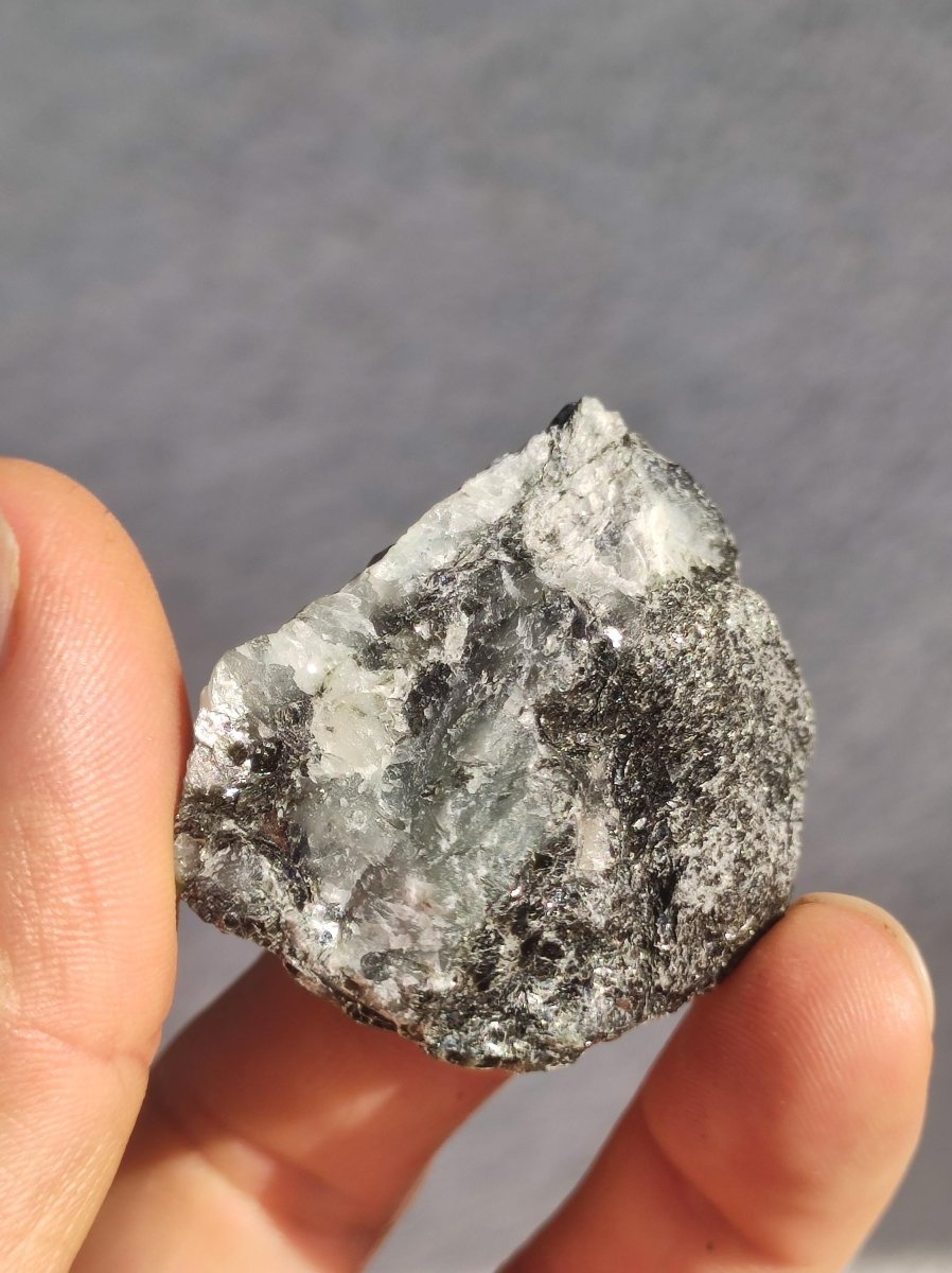 Smaragd / Emerald roh Sammler Stufe Rarität Edelstein Deko Kristall Heilstein Mineral Kollektion Energie Natur Meditation HIPPIE Brasilien - Art of Nature Berlin