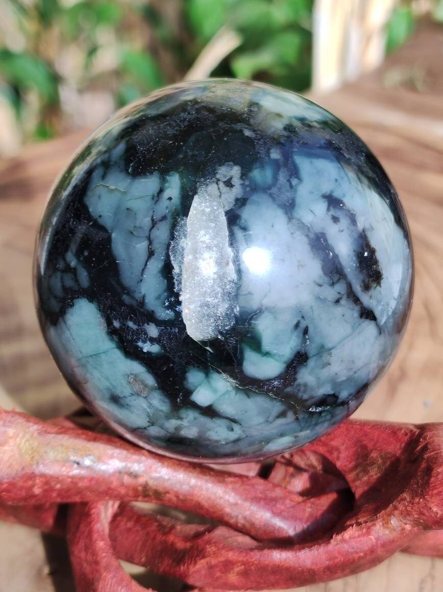 Smaragd / Emerald ~ Sphere ~ Magische Edelstein Deko ~Kugel Rund Ball groß ~Crystal ~HIPPIE ~GOA ~Heilstein ~Naturschatz grün Natur - Art of Nature Berlin