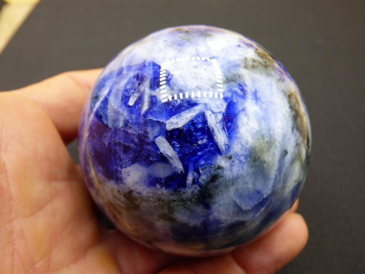 Sodalith - Edelstein Kugel Deko Sphere Massage Kristall Spielkugel Meditation Heilstein Frau Mann Geschenk Er Sie Haus Energie Traum Wohnen - Art of Nature Berlin