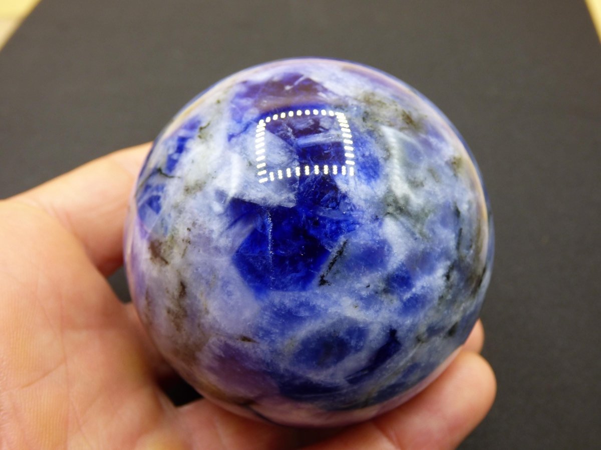 Sodalith - Edelstein Kugel Deko Sphere Massage Kristall Spielkugel Meditation Heilstein Frau Mann Geschenk Er Sie Haus Energie Traum Wohnen - Art of Nature Berlin