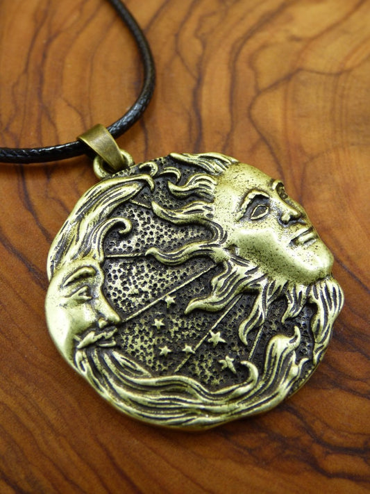 Sonne & Mond / Tag Nacht ~ Amulet Kette Tibet HIPPIE GOA Boho Tibet Ethno Nature Esoterik Ethnic Wurzeln Root Yin Yang Himmelskörper - Art of Nature Berlin