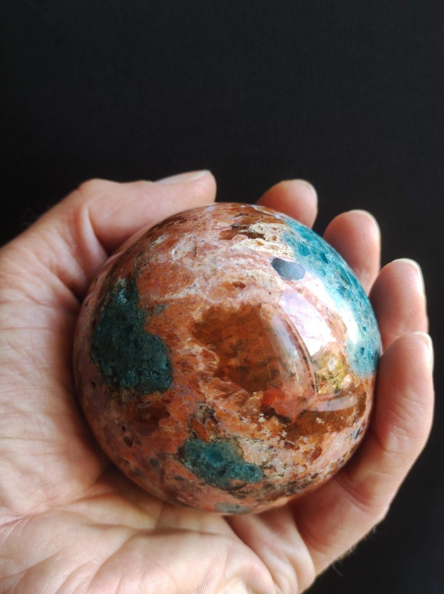 Sonnenstein + Apatit - Edelstein Kugel Deko Kristall Sphere Spielkugel Meditation HIPPIE GOA Ethno Heilstein Natur Geschenk Er Sie Mann Frau - Art of Nature Berlin