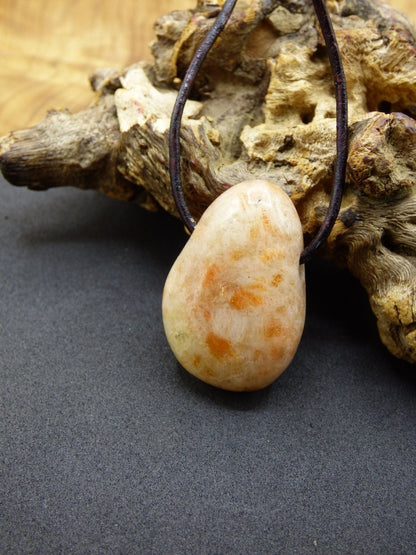 Sonnenstein Sunstone Edelstein Kette ~ Hippie ~ Goa ~ Boho ~ Ethno ~ Nature ~ Heilstein ~Healing Stone - Art of Nature Berlin