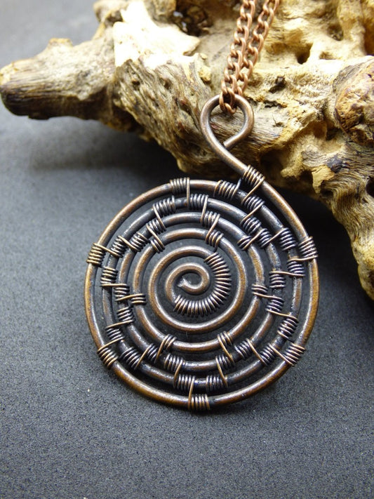 Spirale ~ Anhänger aus Kupfer *~Wire~* ~ Kette ~HIPPIE ~GOA ~Boho ~Ethno ~Nature ~Energy ~Chakra ~Geometrie - Art of Nature Berlin