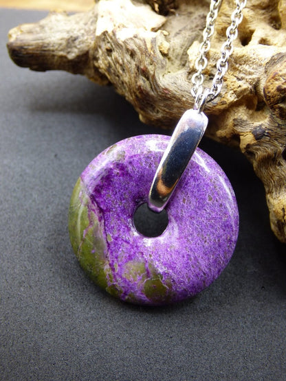 Stichtit ~ Donut Edelstein Kette 925 Sterling Silber Pi Schutzsymbol Lila violett HIPPIE Chakra Boho Ethno Heilstein Festival Purpur Rarität - Art of Nature Berlin