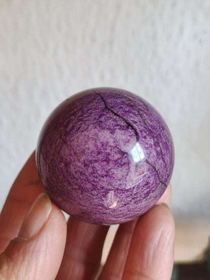 Stichtite AAA - Edelstein Kugel Natur Heilstein Deko Sphere Kristall Geschenk Er Sie Haus Einweihung Wohnung Energie Kraft Meditation - Art of Nature Berlin