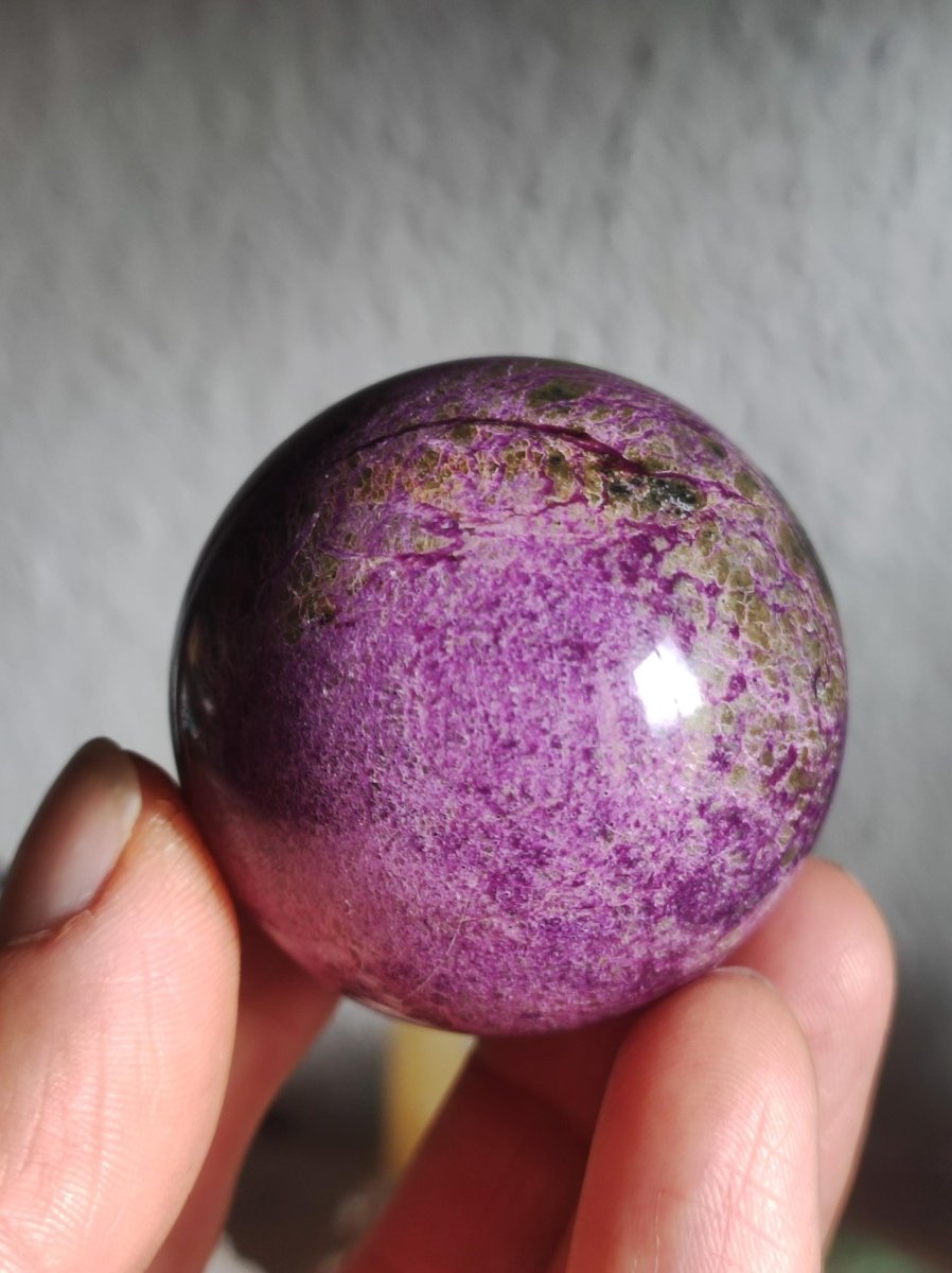 Stichtite AAA - Edelstein Kugel Natur Heilstein Deko Sphere Kristall Geschenk Er Sie Haus Einweihung Wohnung Energie Kraft Meditation - Art of Nature Berlin