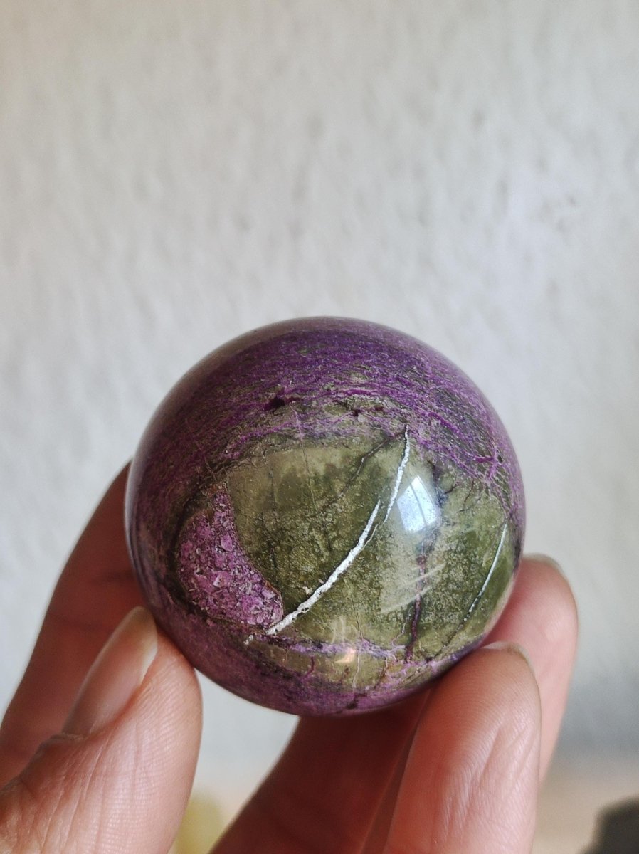 Stichtite AAA - Edelstein Kugel Natur Heilstein Deko Sphere Kristall Geschenk Er Sie Haus Einweihung Wohnung Energie Kraft Meditation - Art of Nature Berlin