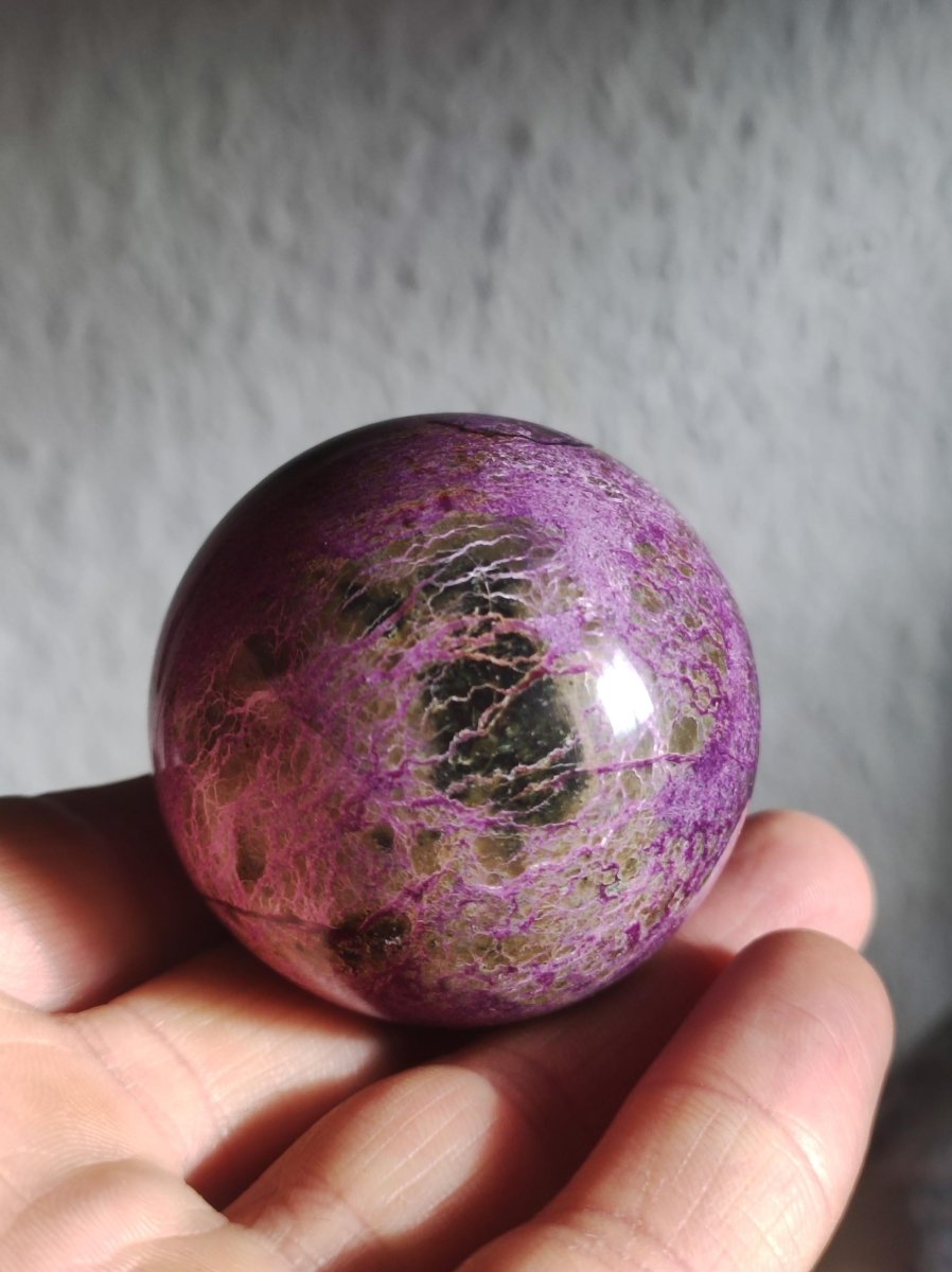 Stichtite AAA - Edelstein Kugel Natur Heilstein Deko Sphere Kristall Geschenk Er Sie Haus Einweihung Wohnung Energie Kraft Meditation - Art of Nature Berlin