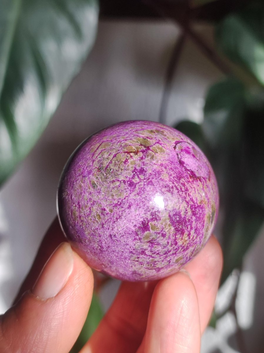 Stichtite AAA - Edelstein Kugel Natur Heilstein Deko Sphere Kristall Geschenk Er Sie Haus Einweihung Wohnung Energie Kraft Meditation - Art of Nature Berlin