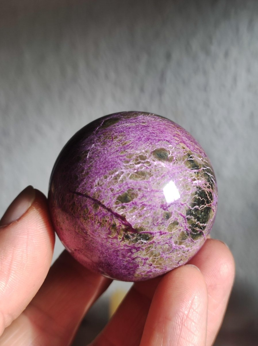 Stichtite AAA - Edelstein Kugel Natur Heilstein Deko Sphere Kristall Geschenk Er Sie Haus Einweihung Wohnung Energie Kraft Meditation - Art of Nature Berlin
