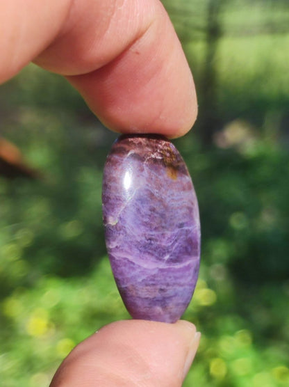 Sugilith A - 100% Natürlich Sugilite Cabochon Sammler Mineral lila hochwertig edel Geldanlage Investition Heilstein Rarität Unikat Therapie - Art of Nature Berlin