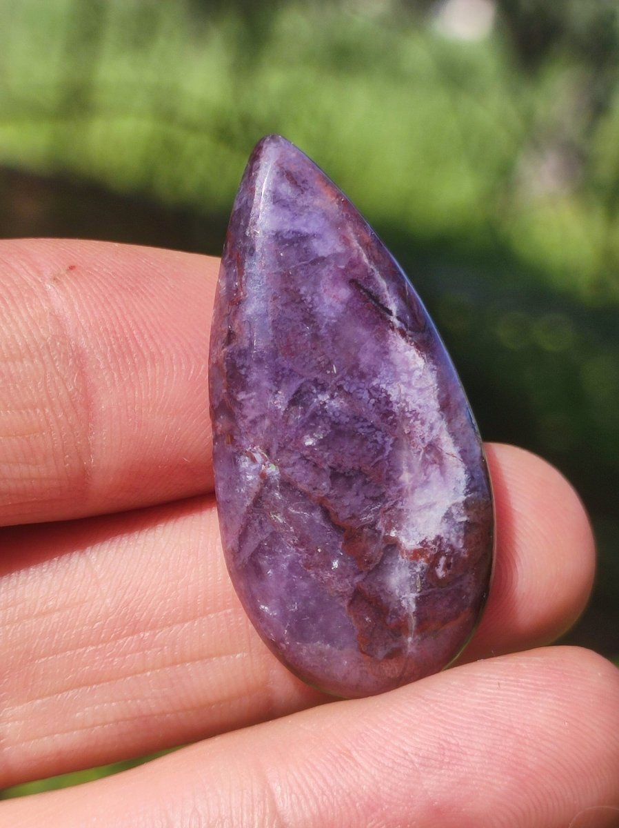 Sugilith A - 100% Natürlich Sugilite Cabochon Sammler Mineral lila hochwertig edel Geldanlage Investition Heilstein Rarität Unikat Therapie - Art of Nature Berlin