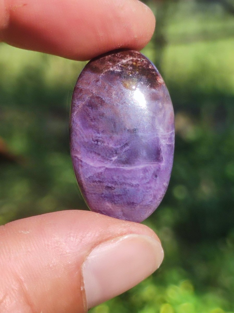 Sugilith A - 100% Natürlich Sugilite Cabochon Sammler Mineral lila hochwertig edel Geldanlage Investition Heilstein Rarität Unikat Therapie - Art of Nature Berlin