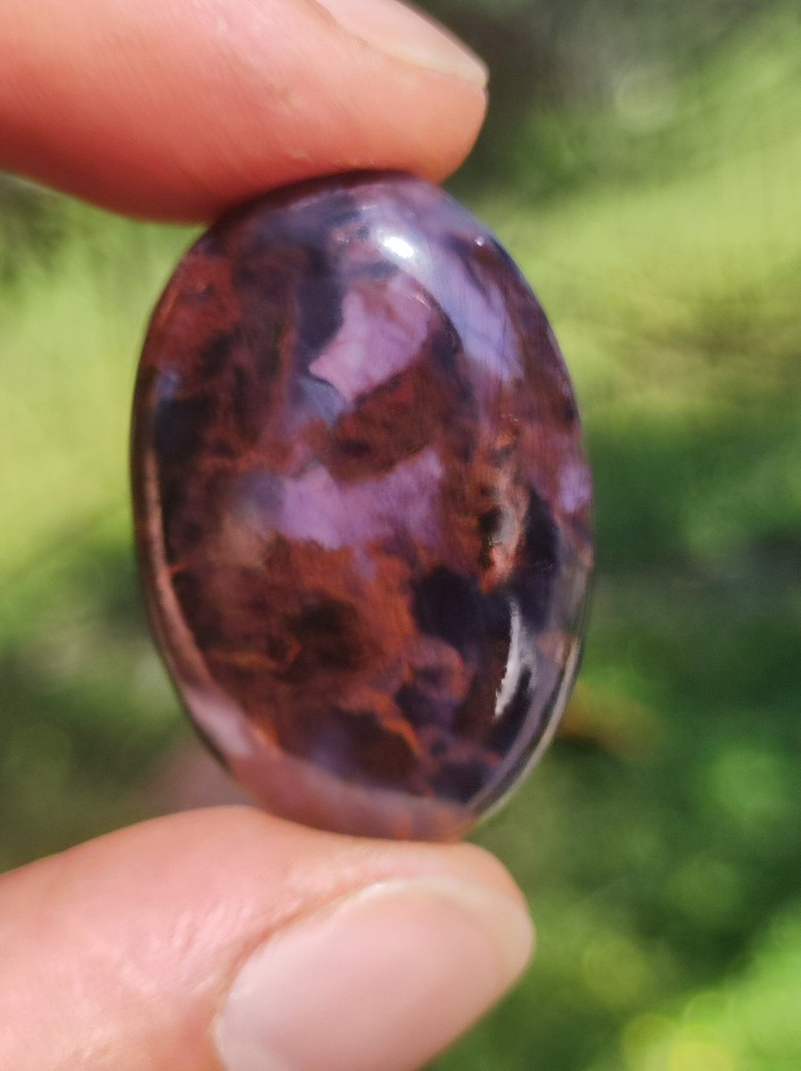 Sugilith A - 100% Natürlich Sugilite Cabochon Sammler Mineral lila hochwertig edel Geldanlage Investition Heilstein Rarität Unikat Therapie - Art of Nature Berlin