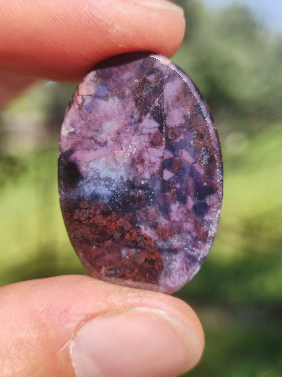 Sugilith A - 100% Natürlich Sugilite Cabochon Sammler Mineral lila hochwertig edel Geldanlage Investition Heilstein Rarität Unikat Therapie - Art of Nature Berlin