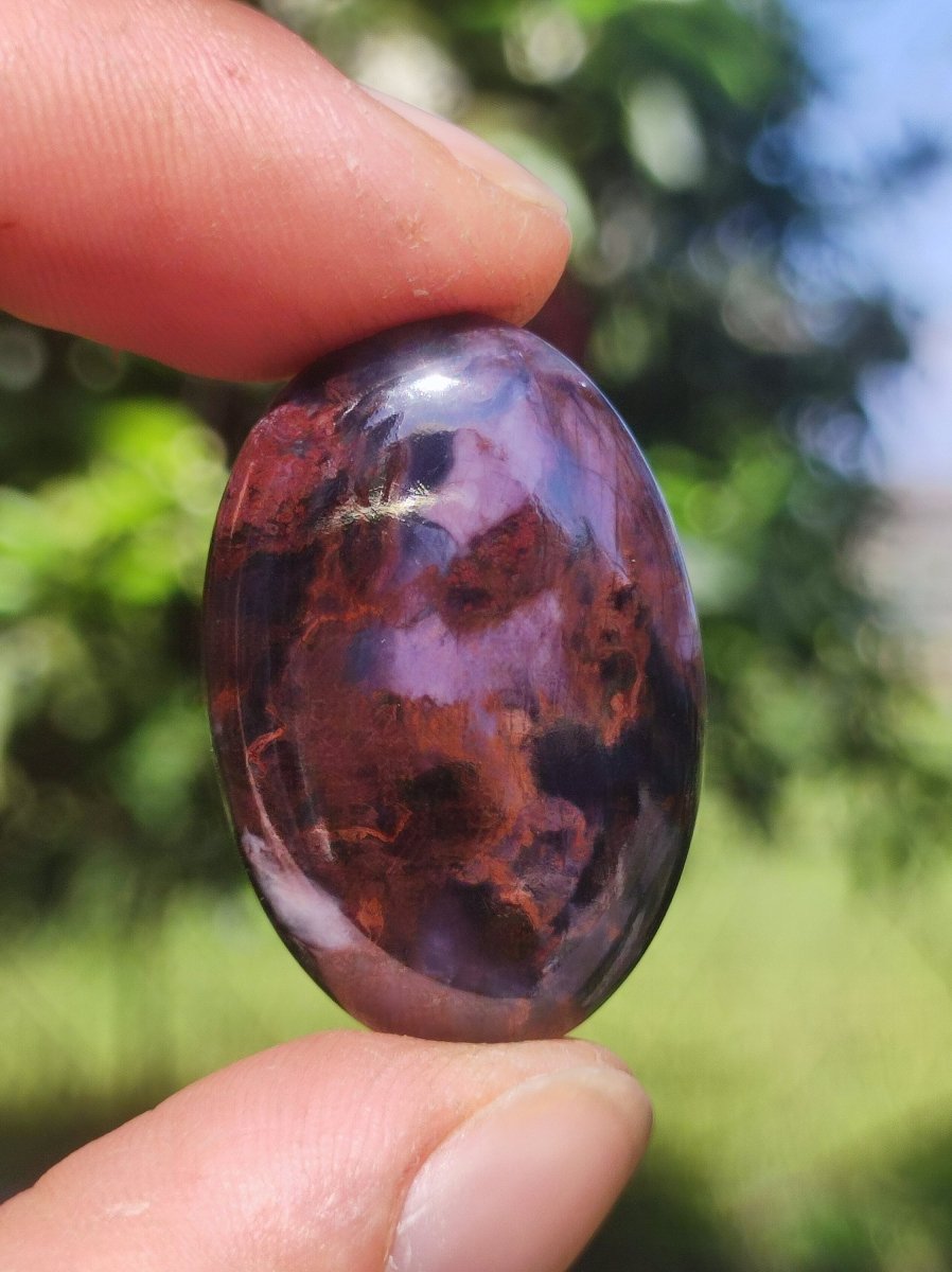 Sugilith A - 100% Natürlich Sugilite Cabochon Sammler Mineral lila hochwertig edel Geldanlage Investition Heilstein Rarität Unikat Therapie - Art of Nature Berlin