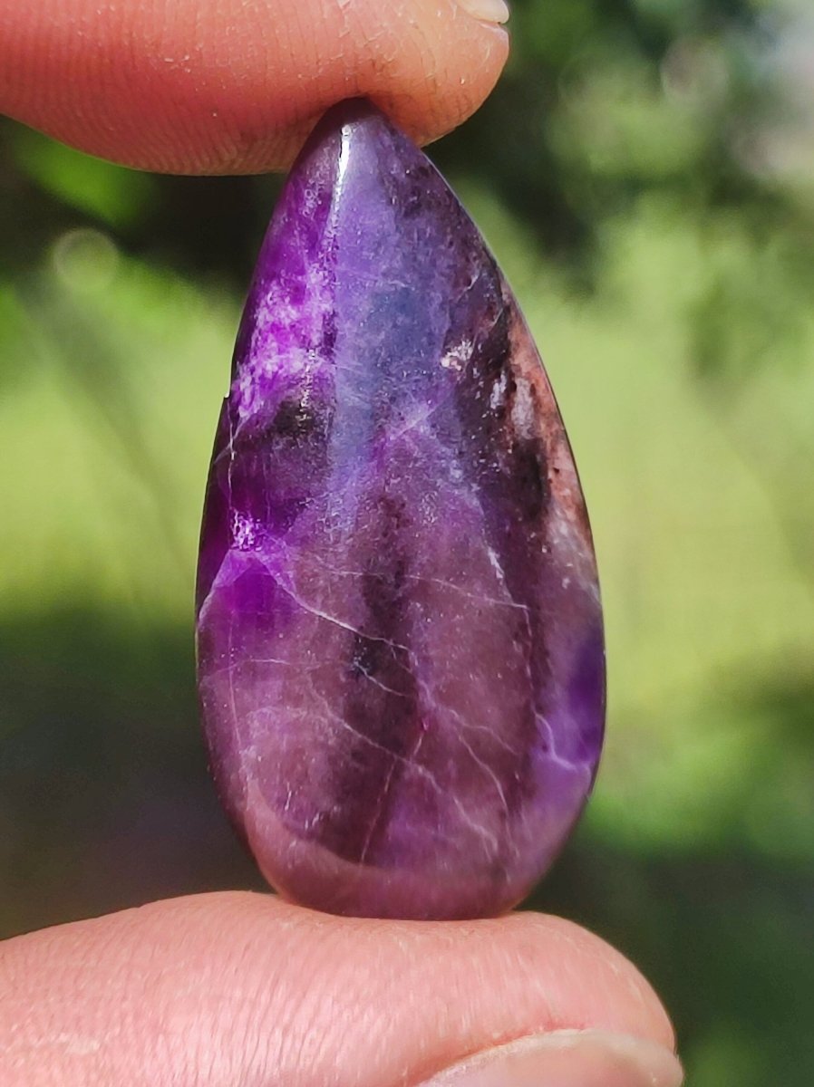 Sugilith A - 100% Natürlich Sugilite Cabochon Sammler Mineral lila hochwertig edel Geldanlage Investition Heilstein Rarität Unikat Therapie - Art of Nature Berlin