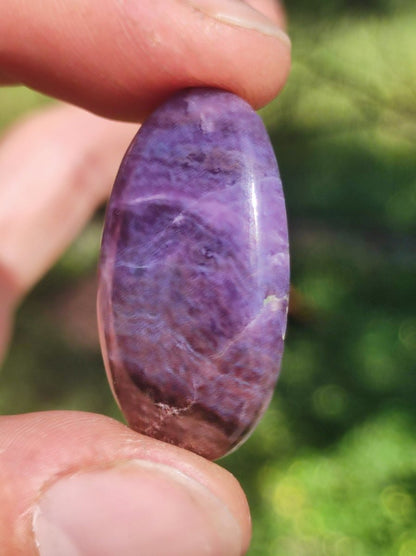 Sugilith A - 100% Natürlich Sugilite Cabochon Sammler Mineral lila hochwertig edel Geldanlage Investition Heilstein Rarität Unikat Therapie - Art of Nature Berlin